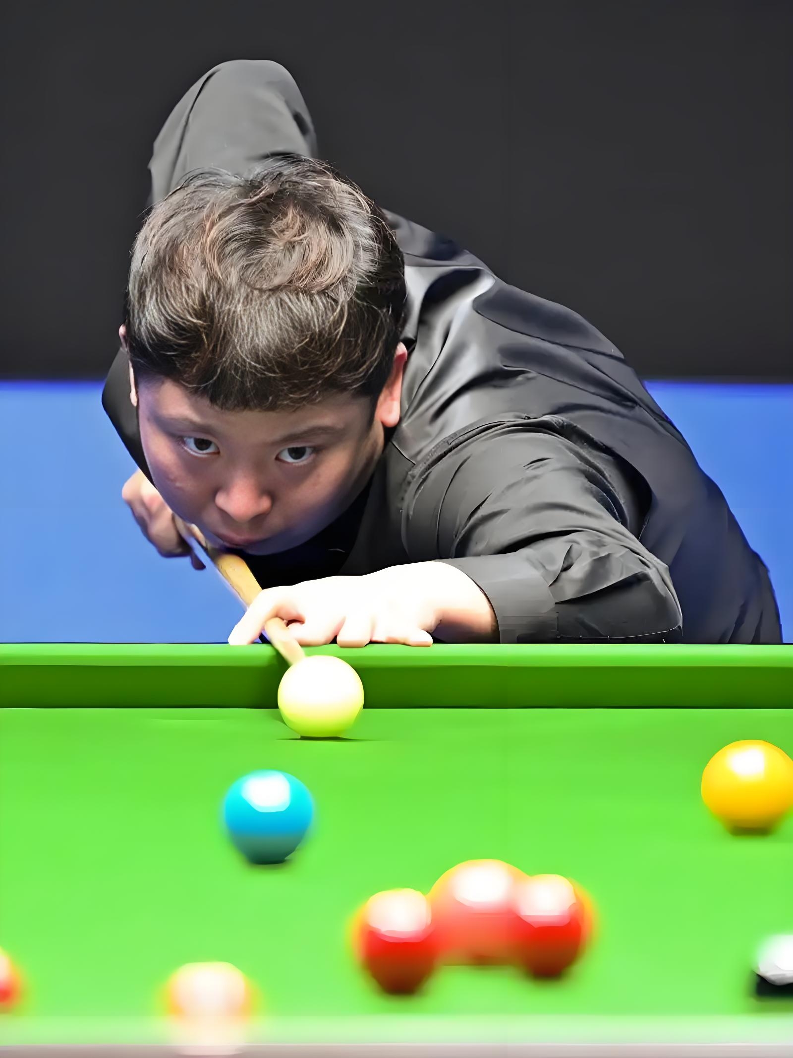 注重中场的 注重中场的