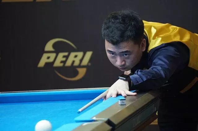 使得他在 使得他在